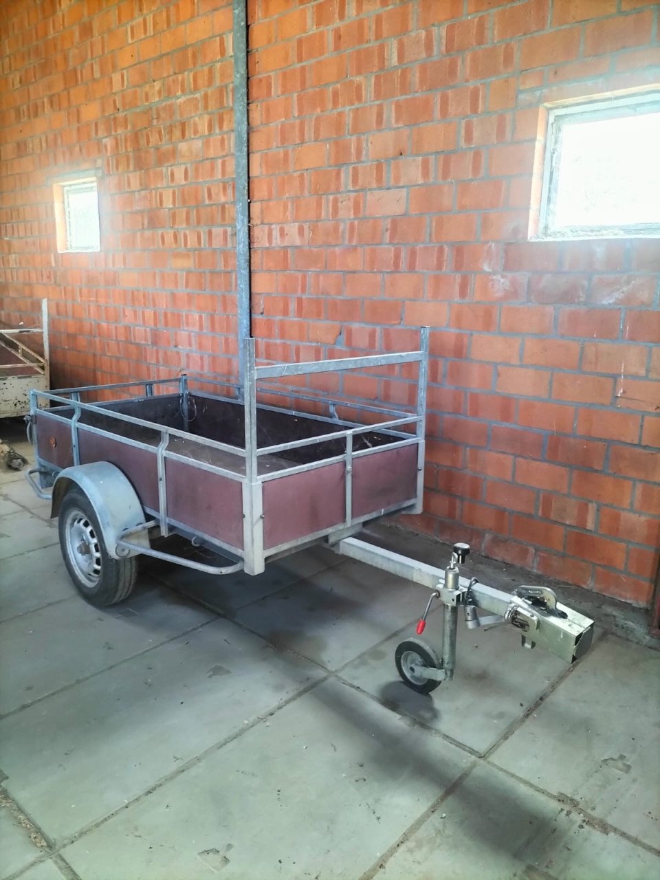 Nette aanhanger / aanhangwagen 200 x 90cm