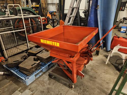 Kunstmestrooier/zoutstrooier