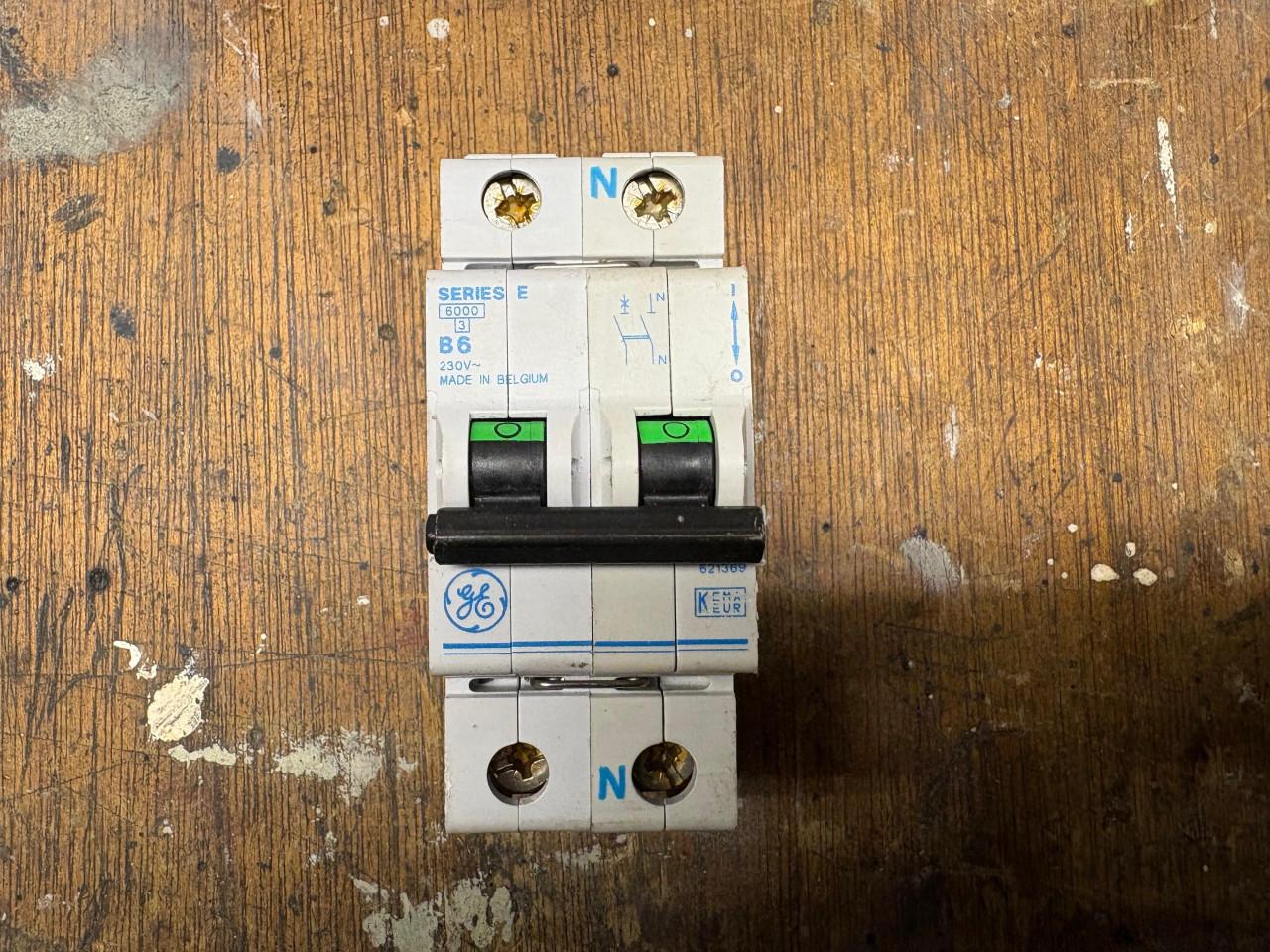 Diverse schakelmateriaal