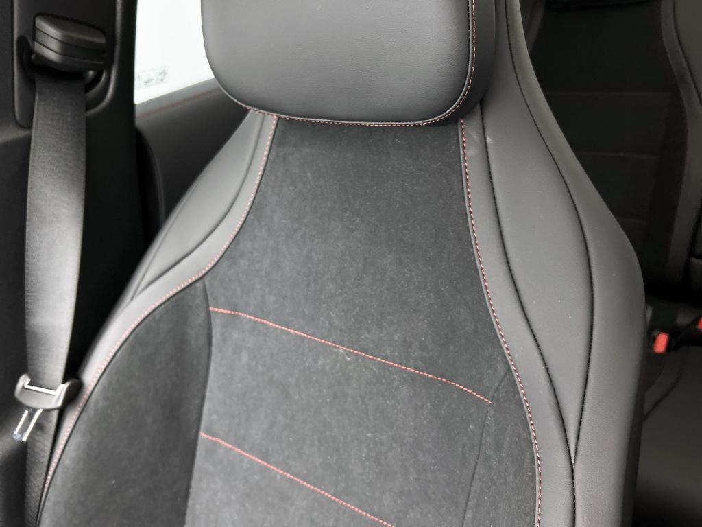 Mercedes-Benz Cla 250+ launch edition 85 kwh | trekhaak | memorypakket | ni