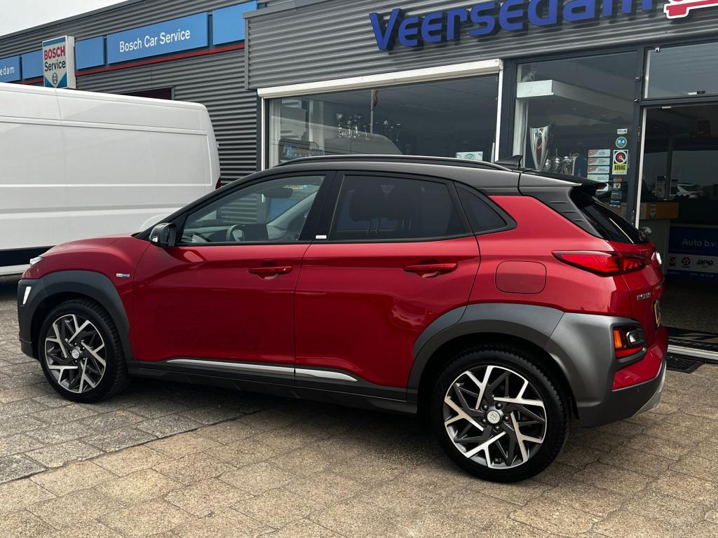 Hyundai Kona 1.6 gdi hev premium two tone, leer, camera, head up display en