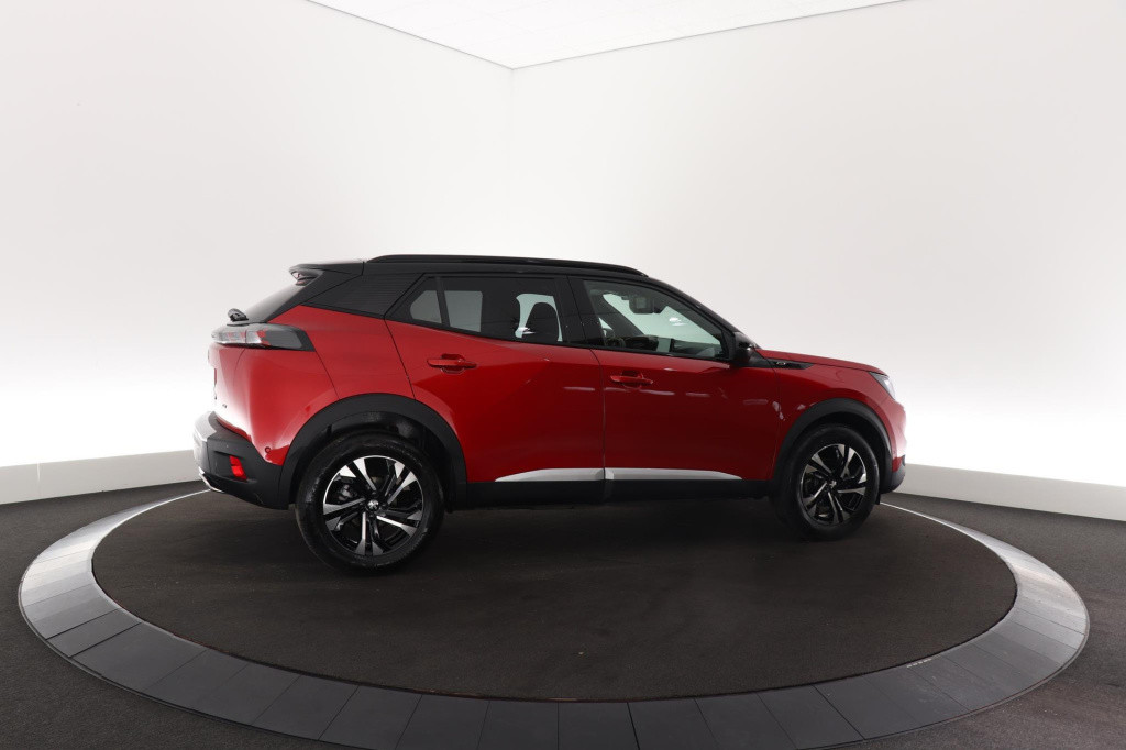 Peugeot 2008 puretech 130 gt | camera | dodehoekdetectie | navigatie | park