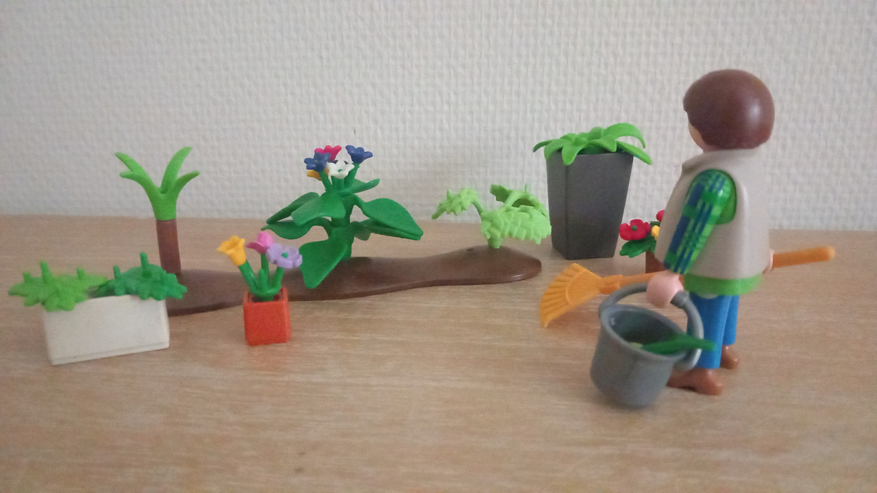 Playmobil tuinman  met tuin