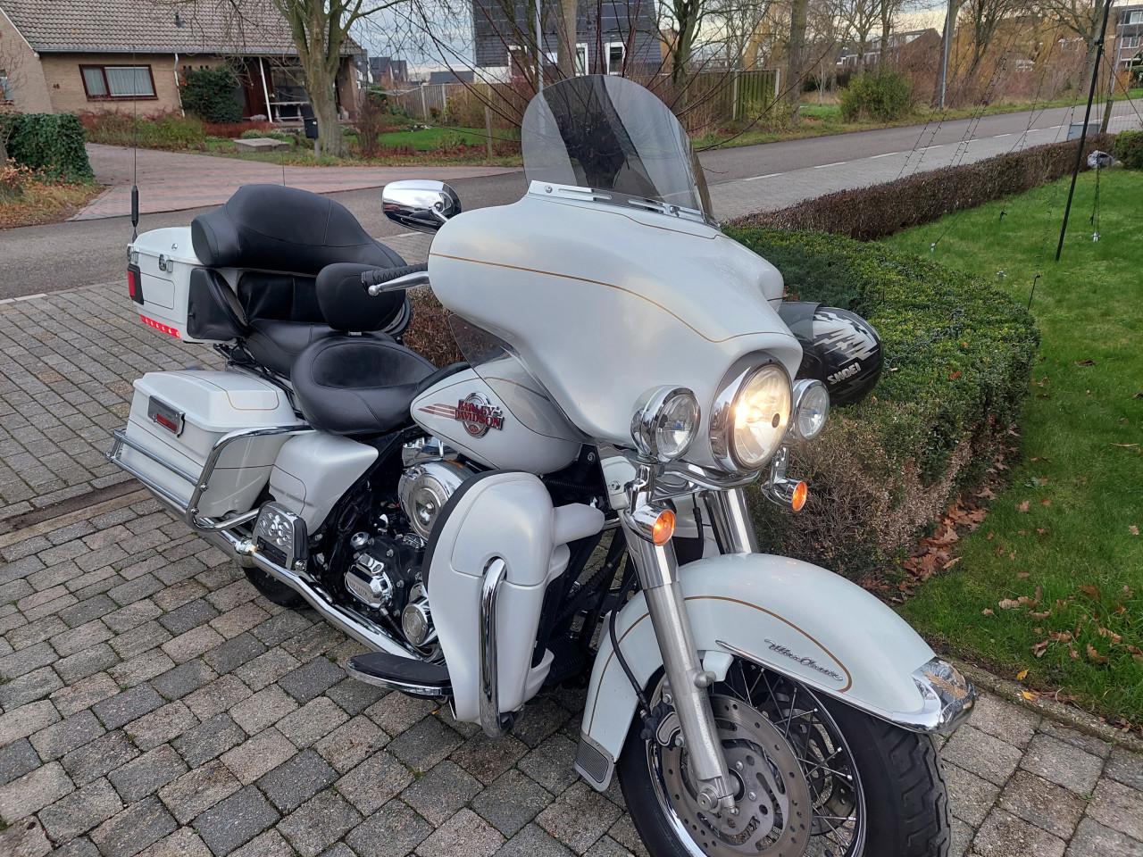 HARLEY-DAVIDSON ULTRA CLASSIC 1600 `07 TOPSTAAT KOOPJE;;