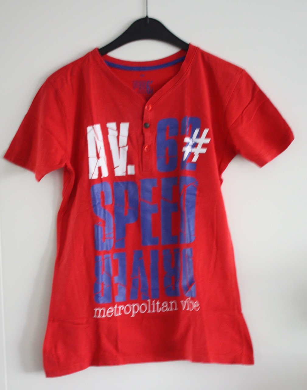 Rood tshirt met tekst maat 170