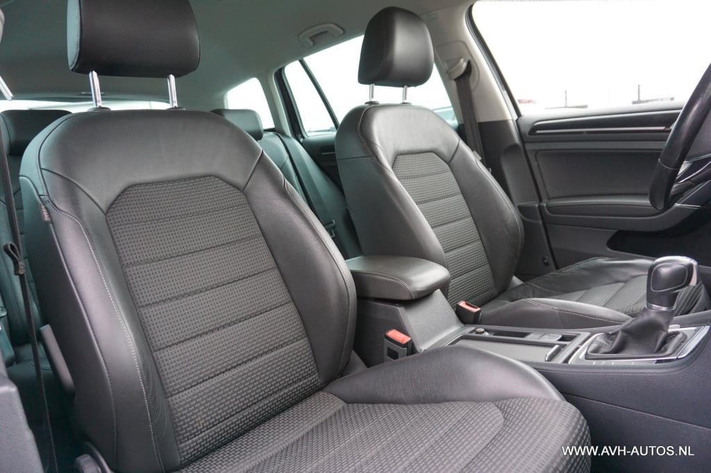 Volkswagen Golf variant 1.2 tsi business edition