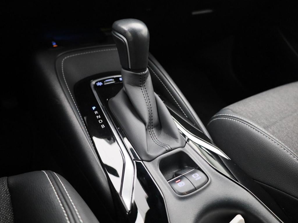 Toyota Corolla 1.8 hybrid business plus | automaat | stoel verwarming | par