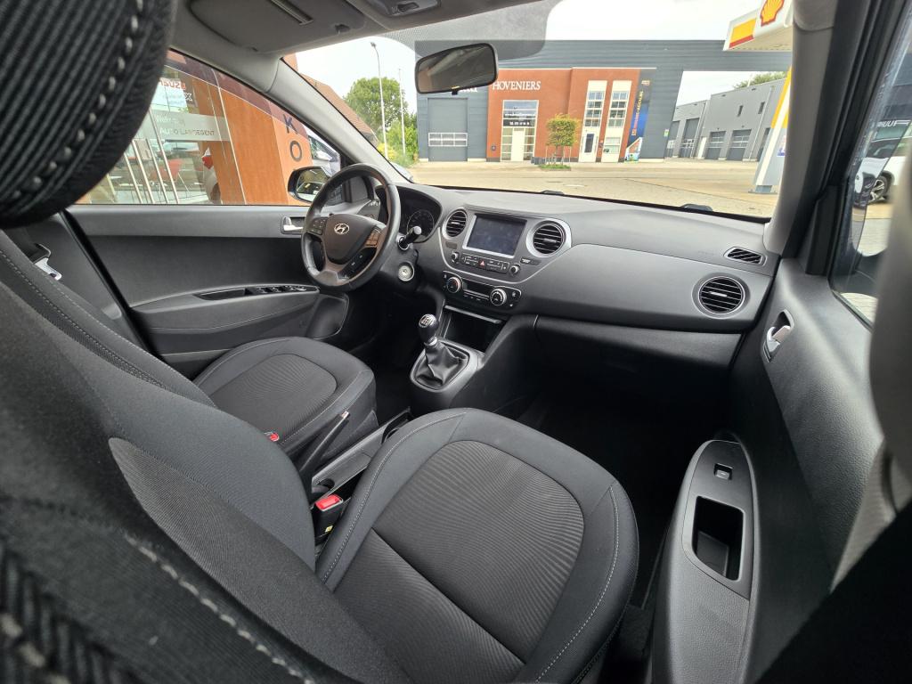 Hyundai I 10 1.0i premium stoel/stuur verwarming | airco | fietsendrager | 