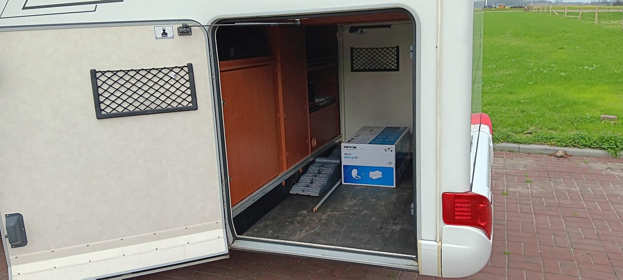 Hymer Exsis-i 764, 2013 met 131650 km, in prima staat