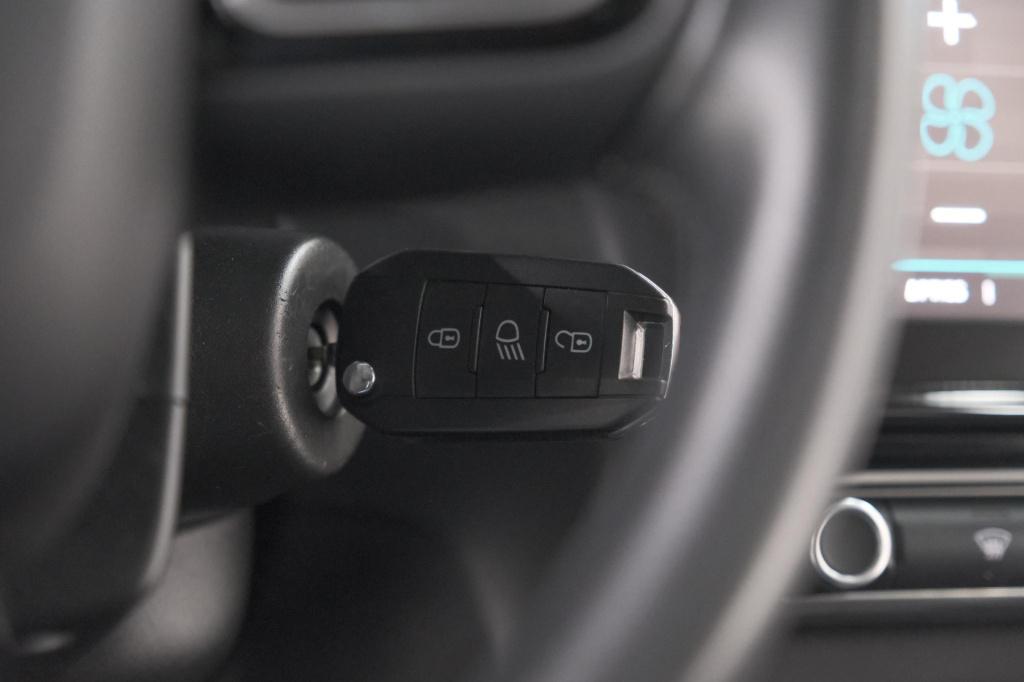Citroen C3 Aircross puretech 110 s&s shine | panoramadak | apple carplay | 