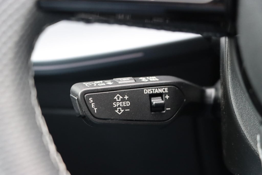 Audi A3 sportback 35 tfsi s edition 150pk s-tronic