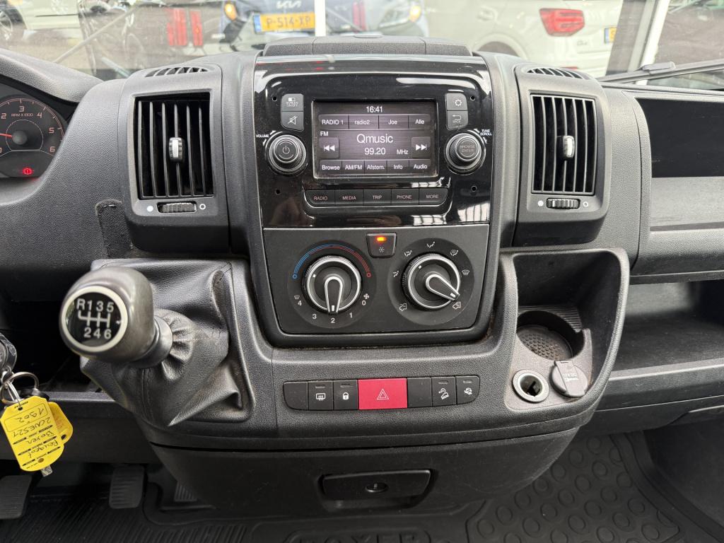 Peugeot Boxer 335 2.2 bluehdi 165 l4 pick-up | open laadbak | trekhaak 3.5t