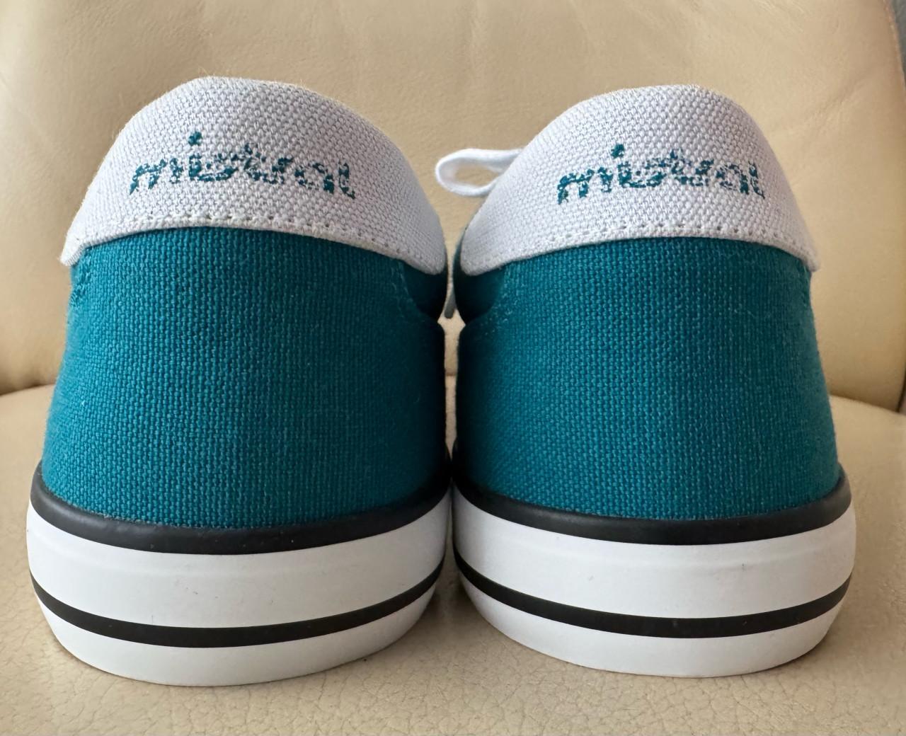 Nieuwe sneakers van Mistral in maat 42