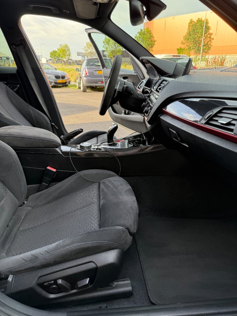 BMW 1 Serie 125d - m sport - nieuwe motor- full option!
