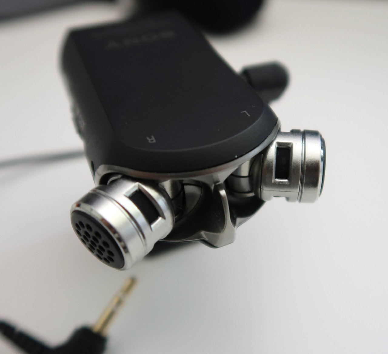 Sony FDR-AX53 4K camcorder + extra’s