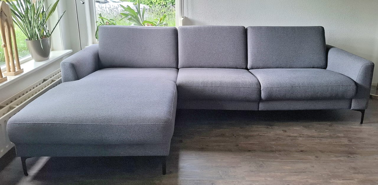 Bank met chaise longue