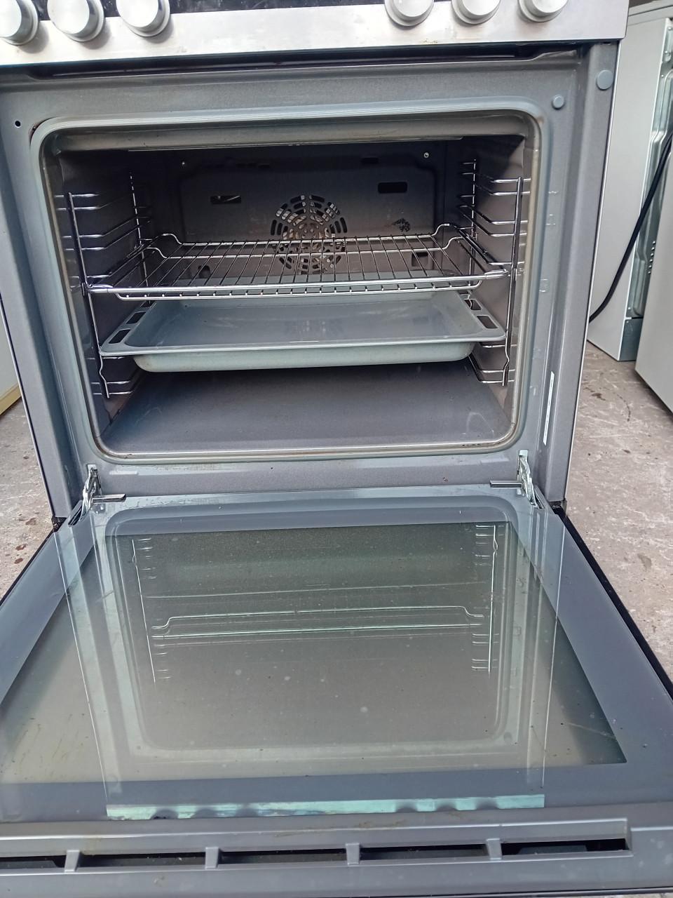 Gasfornuis met elektrische oven