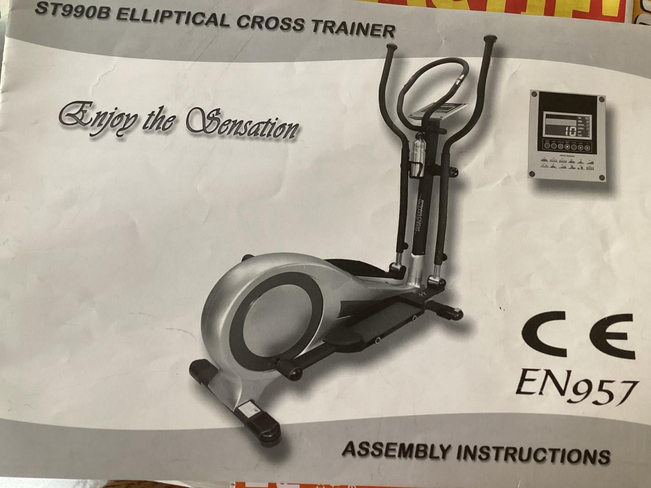 Infinity ST990 elliptical crosstrainer semi-professional