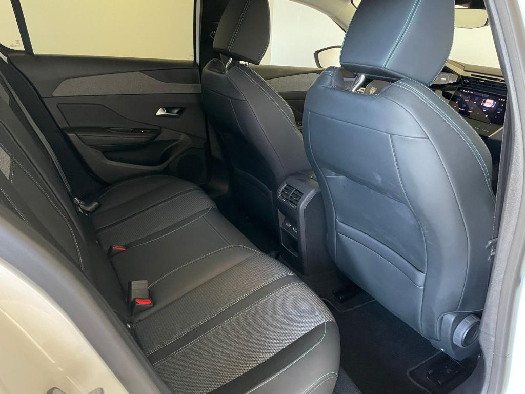 Peugeot 308 1.6 hybrid 180 allure pack business