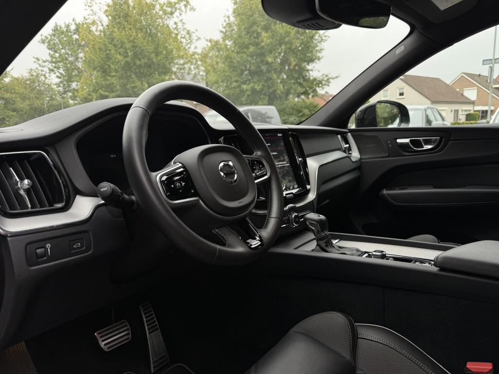 Volvo XC60 2.0 t5 awd r-design - trekhaak - 43.000km! -
