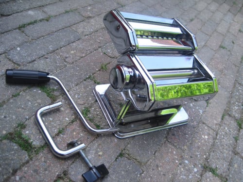 Pasta / spaggetti machine