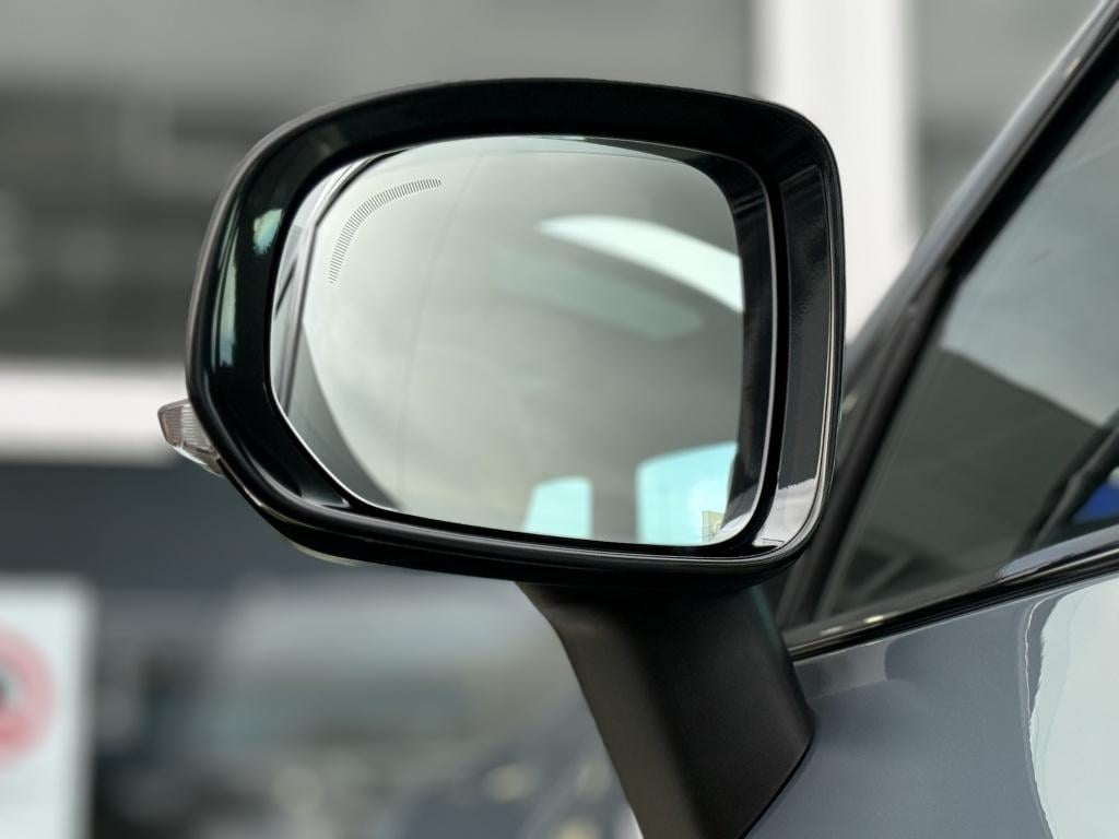 Volvo XC60 t6 340pk recharge r-design| adap.cruise| panodak| 22''lm| camera