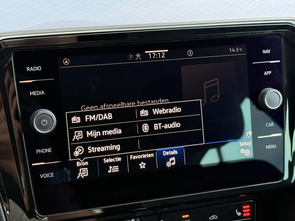 Volkswagen Passat variant 1.5 tsi business | electrische trekhaak | acc | m