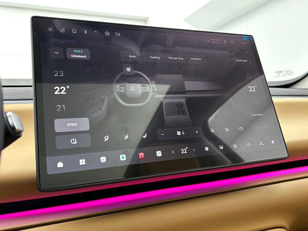 Leapmotor C10 design reev (hybrid) 28.4 kwh | interieur camel brown | stoel