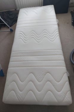 Nieuw 1 persoons matras