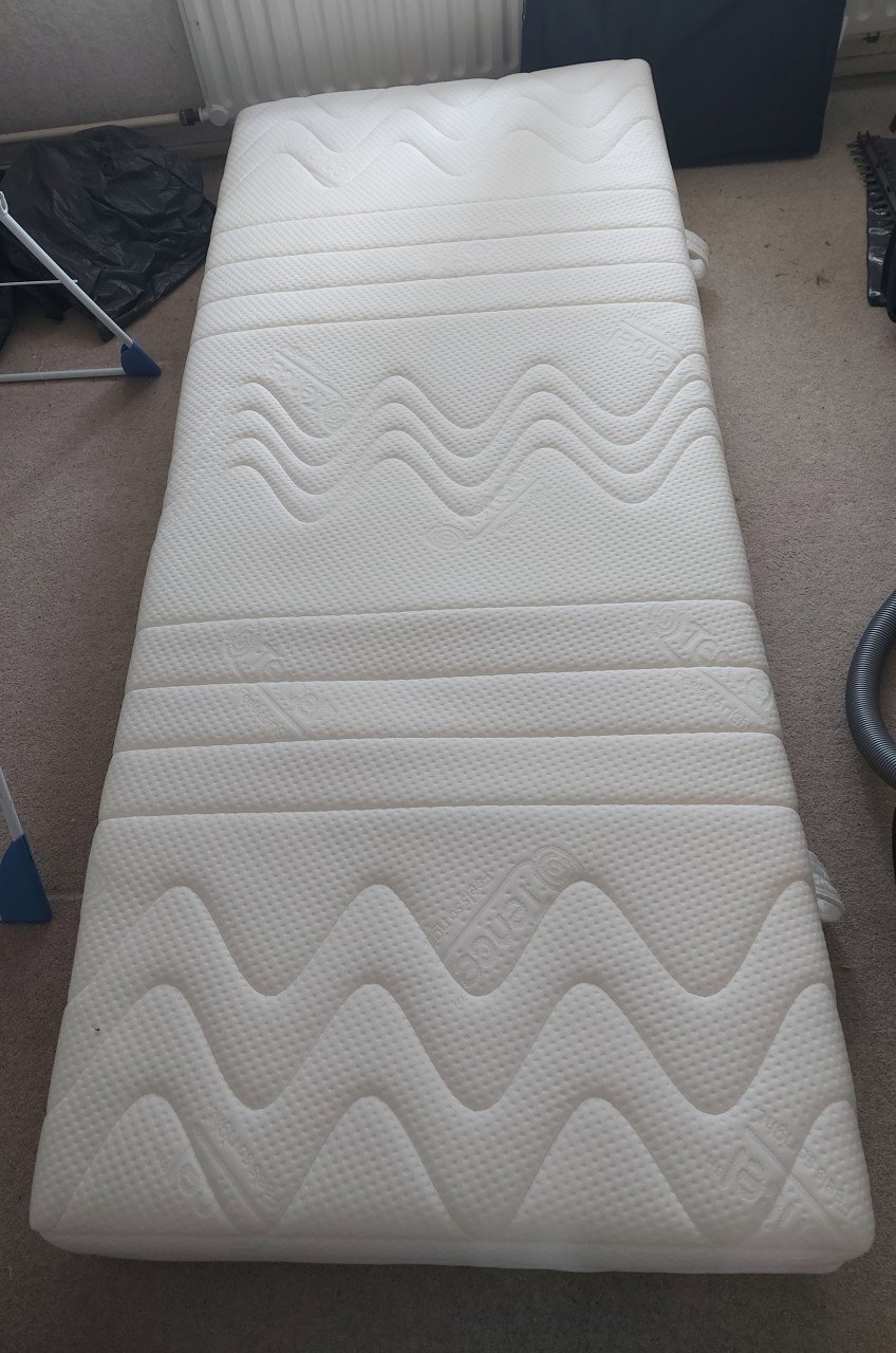 Nieuw 1 persoons matras