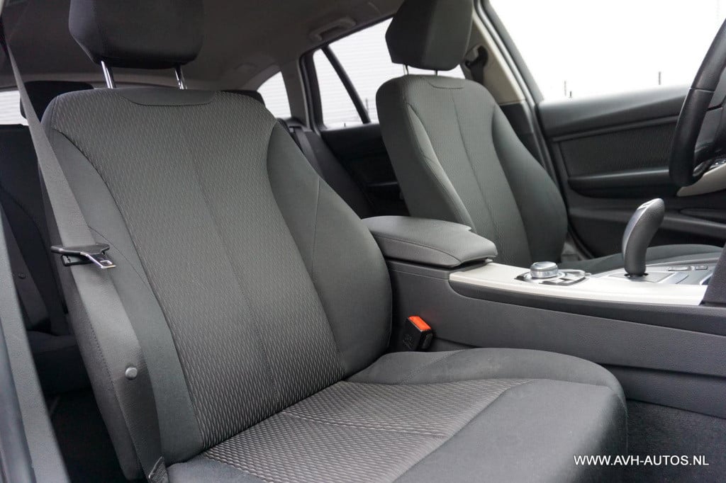 BMW 3-serie touring 320d ede corporate lease executive
