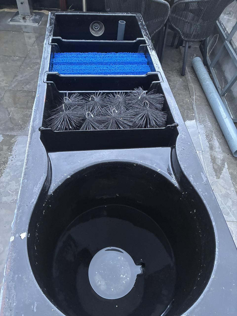 Vijver filter met vortex
