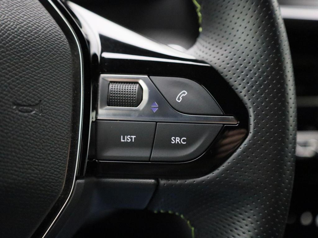 Peugeot 208 1.2 puretech 100 gt line | panoramadak | half-leder | navigatie