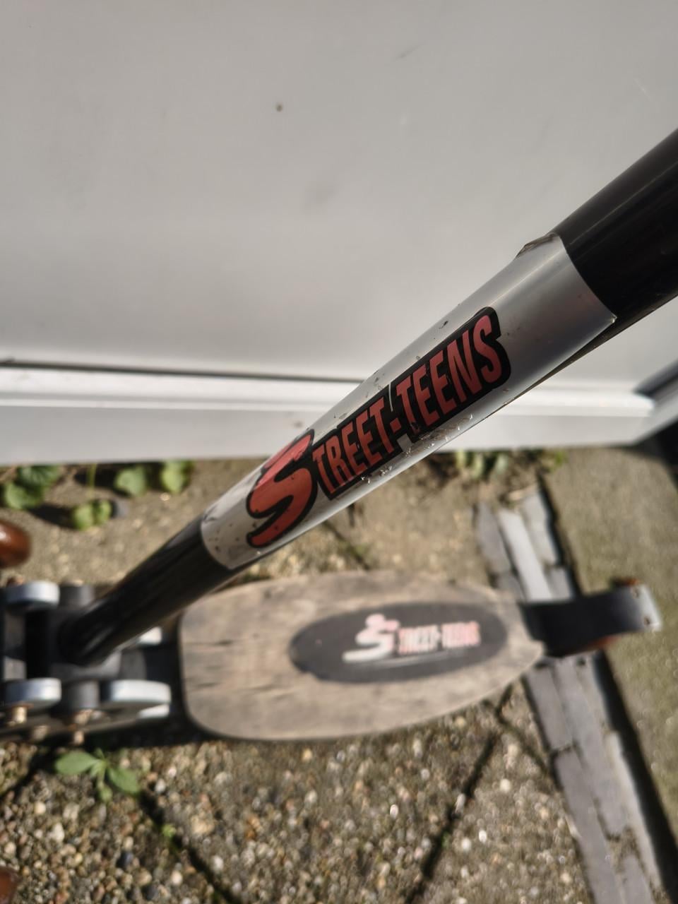 Stoere Kickboard Driewieler Step (Street-Teens) Houten Deck. Stuntstep.
