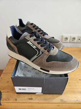 NZA New Zealand Auckland: Nieuwe sneakers