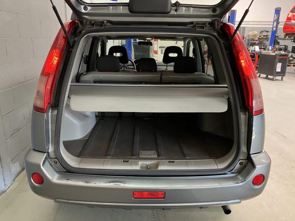 Nissan X-Trail 2.0 Columbia Style 2wd