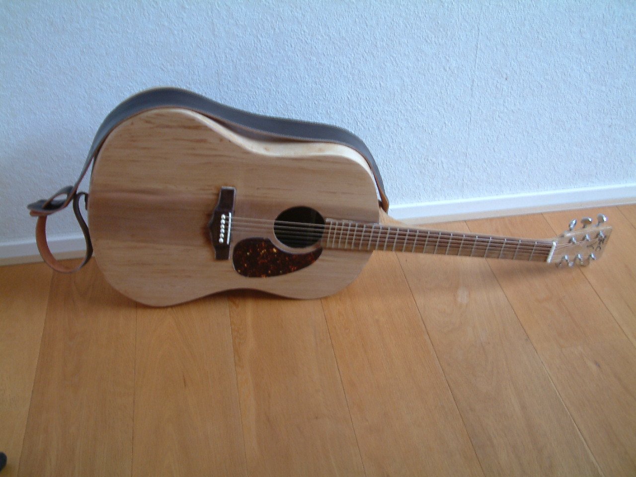 Western  Epiphone  -- en western jumbo