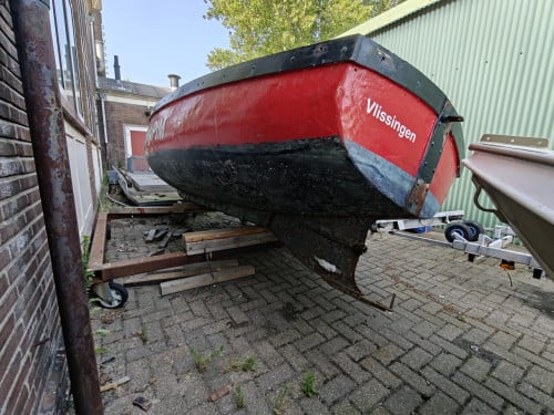 Gratis polyester sloep, oude werkboot van de schelde