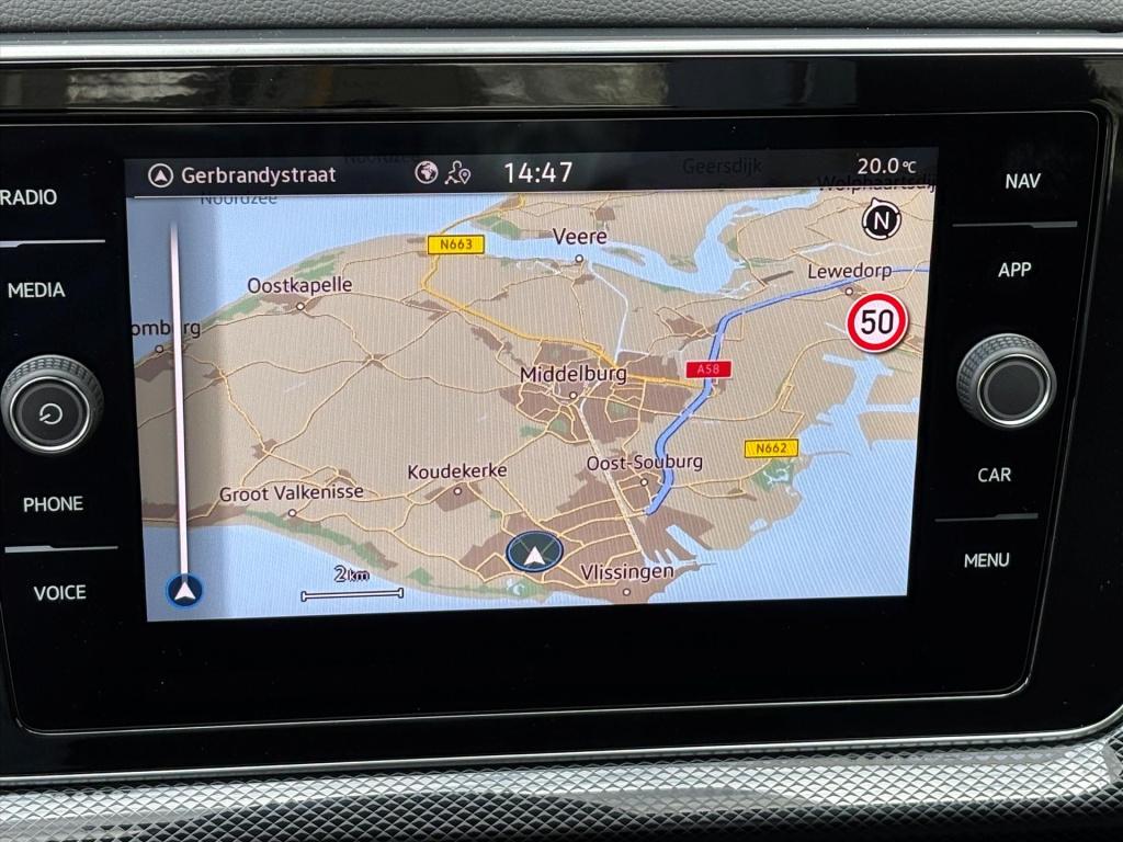 Volkswagen T-cross 1.5 tsi 150pk dsg-7 r-line|black style| dodehoek| navi|t