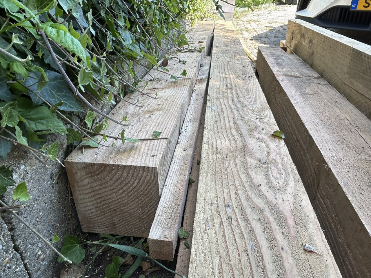 Partij Hout - Douglas Balken