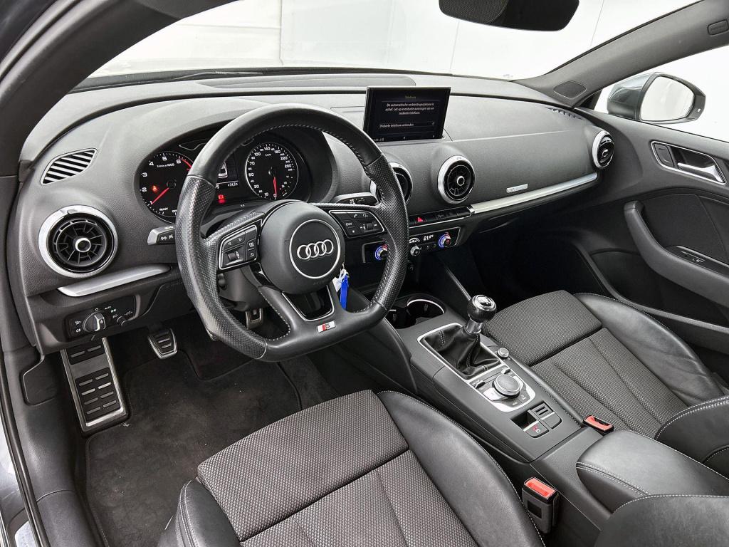 Audi A3 limousine 1.0 tfsi s line | navigatie | afgevlakt sportstuur | spor