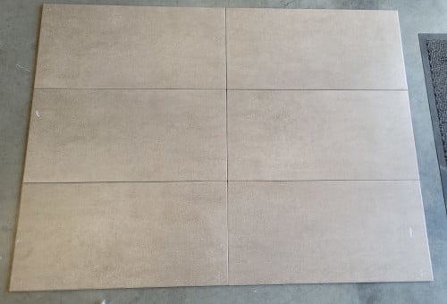 3030-44 ca 4 m² taupe betonlook tegels, 30x60, partijprijs