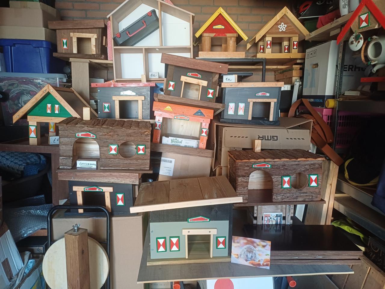 Egelhuisjes & Allerhande soorten Vogelbehuizing te Koop