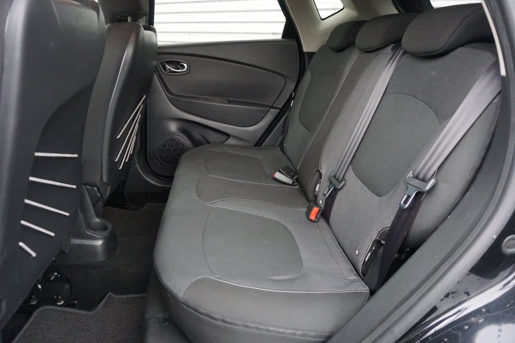 Renault Captur 1.2 tce dynamique automaat - airco / navi / cruise / parkeer
