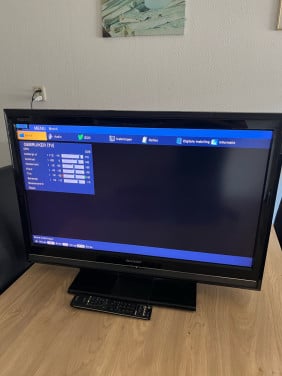 Tv sharp 32 inch