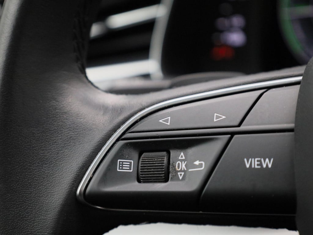 Audi Q7 55 tfsi e quattro pro line plus | nl auto | panoramadak | luchtveri