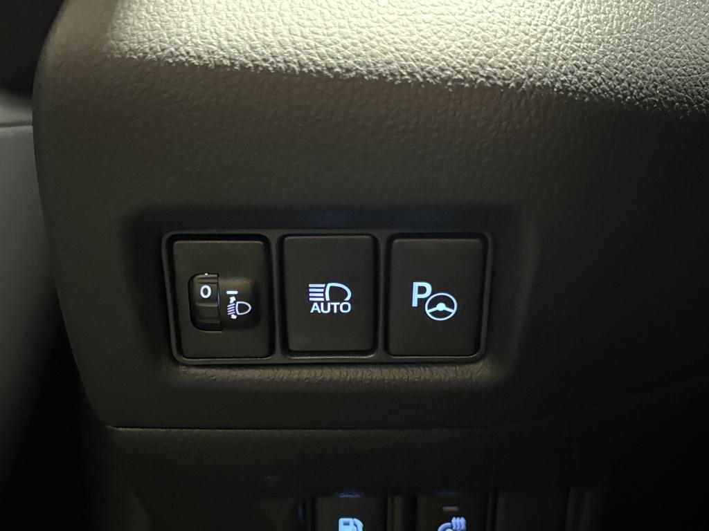 Toyota C-hr 2.0 hybrid dynamic