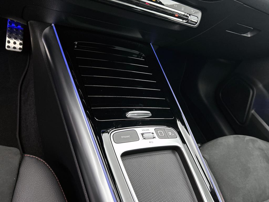 Mercedes-Benz Gla-klasse 250 e amg plug-in hybride amg line | panorama schu