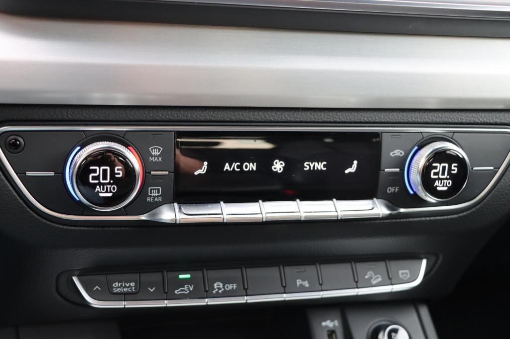 Audi Q5 50 tfsie quattro s-line edition competition 300pk s-tronic | soh 92