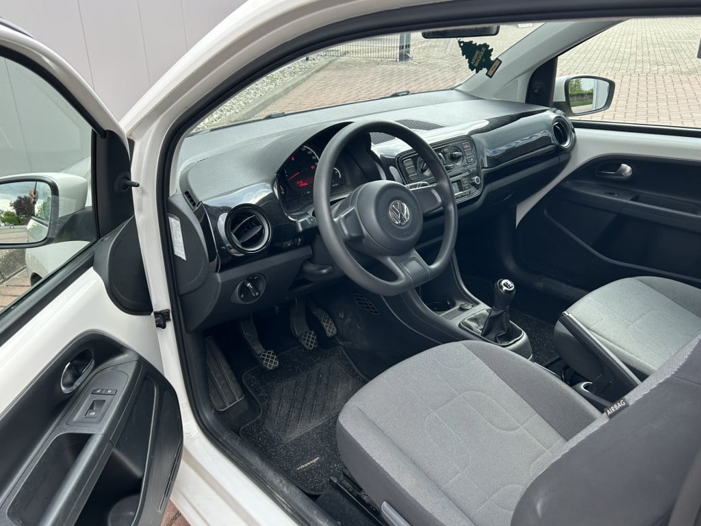 Volkswagen UP! 1.0 move up! bluemotion